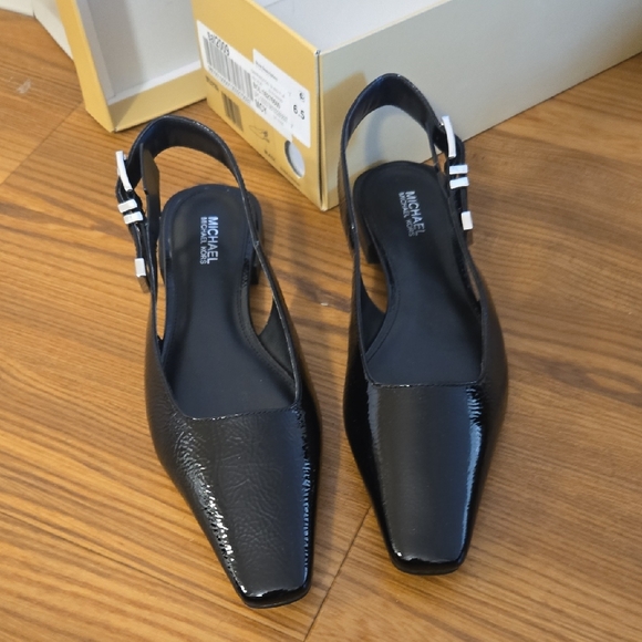 Michael Kors Darrington Sling Back Flats - Picture 2 of 7